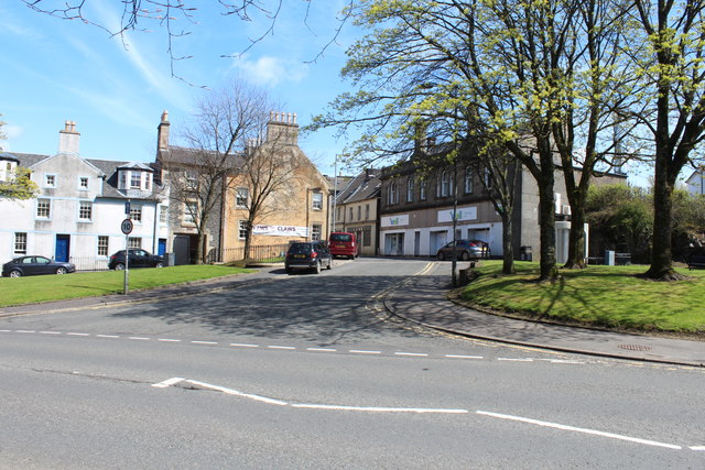 Main Street, Beith © Billy McCrorie :: Geograph Britain and Ireland