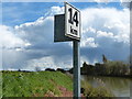 14km sign on the bank of the Fossdyke Canal