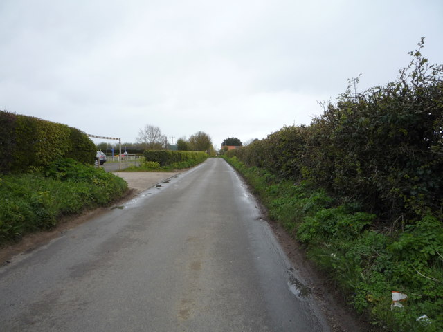 Station Road, Ormesby St Margaret © JThomas cc-by-sa/2.0 :: Geograph ...