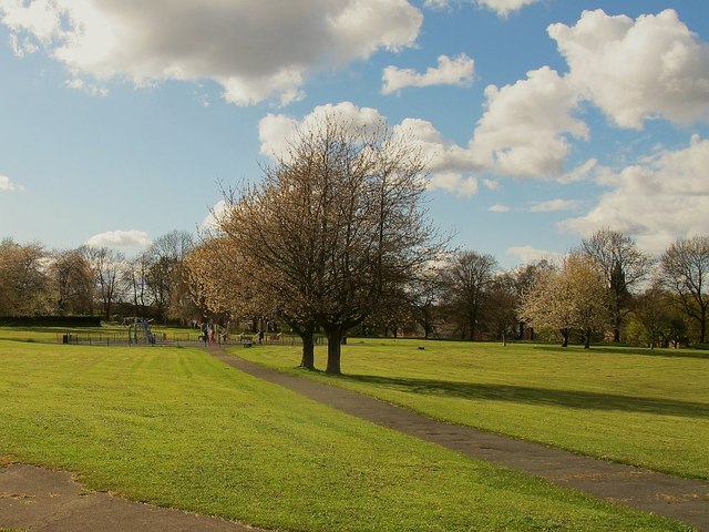 Wortley Recreation Ground (2) © Stephen Craven cc-by-sa/2.0 :: Geograph ...