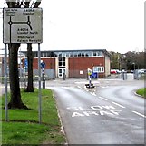 ST1578 : Directions sign facing Gabalfa Avenue, Llandaff North, Cardiff by Jaggery