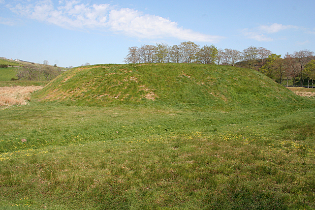 Peel of Lumphanan (5) © Anne Burgess cc-by-sa/2.0 :: Geograph Britain ...