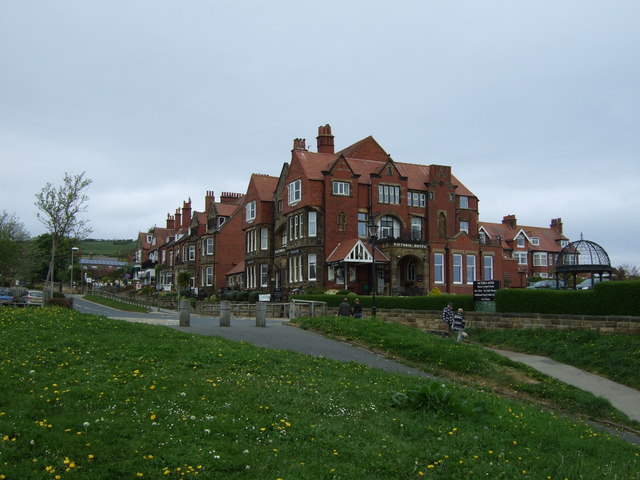 The Victoria Hotel, Robin Hood's Bay © JThomas :: Geograph Britain and ...