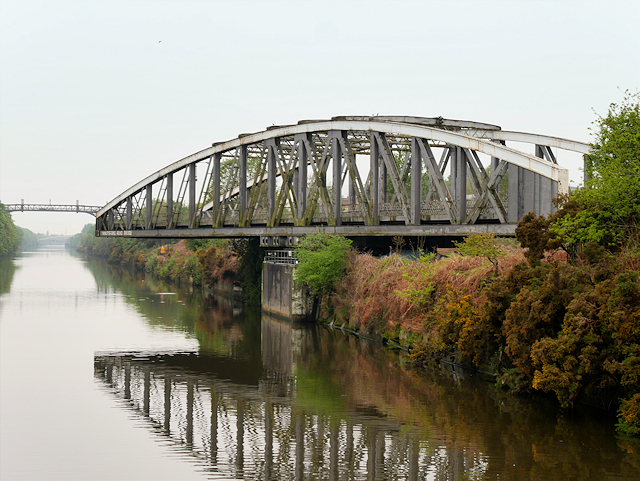 Manchester Ship Canal, Knutsford Road... © David Dixon :: Geograph ...