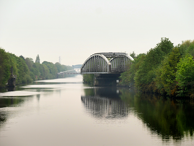 Manchester Ship Canal Northwich Road C David Dixon Cc By