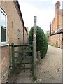 Footpath to Chapel Street