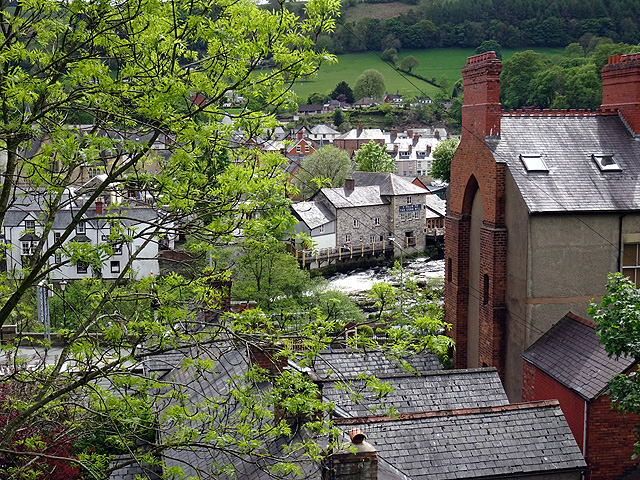 Llangollen viewed from the canal