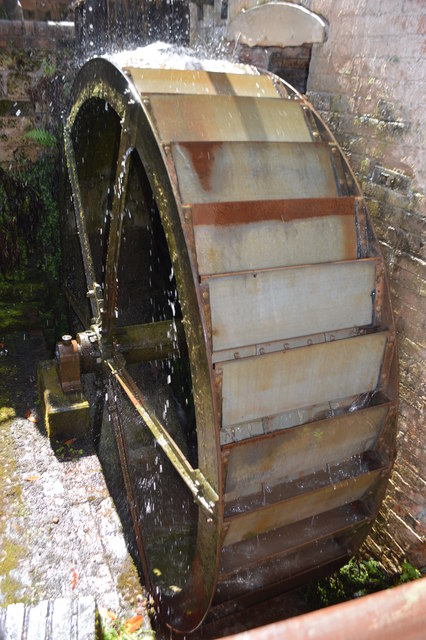 Shelsey Walsh watermill - Wheel