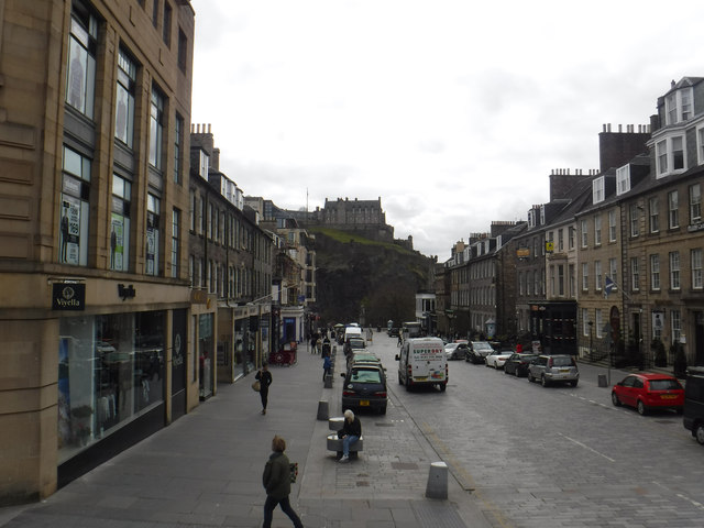 Edinburgh : Castle Street © Lewis Clarke cc-by-sa/2.0 :: Geograph ...