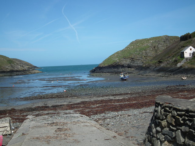 Abercastle from the slipway