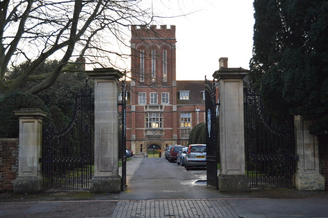 Eastbourne College © N Chadwick cc-by-sa/2.0 :: Geograph ...