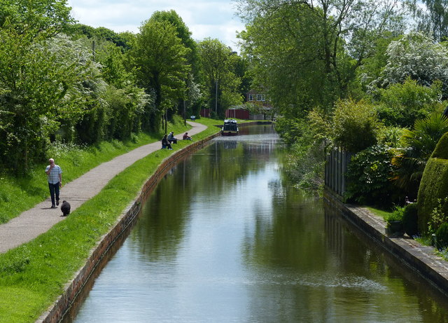 Chesterfield Canal at Shireoaks