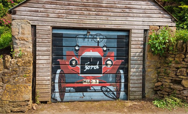 West Chinnock: Imaginative painting on a garage door