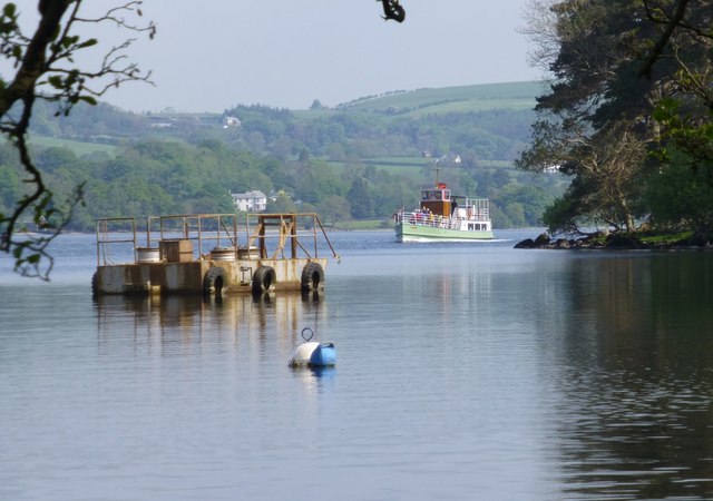 M.V Western Belle approaches Howtown Pier