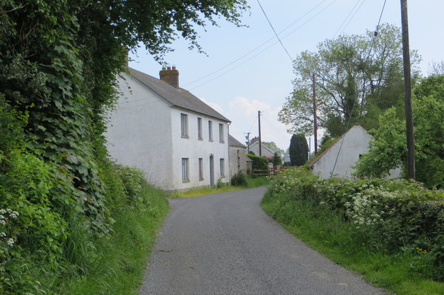 Near Ballyronan © Robert Ashby cc-by-sa/2.0 :: Geograph Britain and Ireland