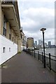 Thames path behind Narrow Street