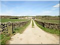 SE2164 : Access  road  to  Riva  Hill  Farm by Martin Dawes