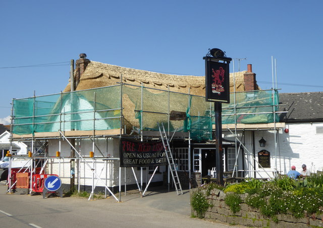 Renewing the thatch on the Red Lion - rear elevation