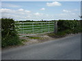 Field entrance, Longcroft