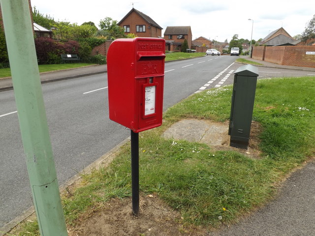 6 Hurstlea Road Postbox