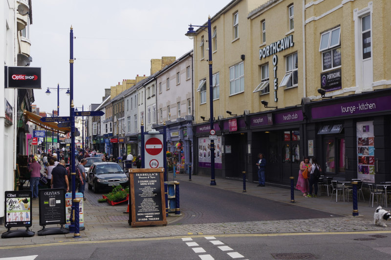 John Street, Porthcawl © Stephen McKay cc-by-sa/2.0 :: Geograph Britain ...