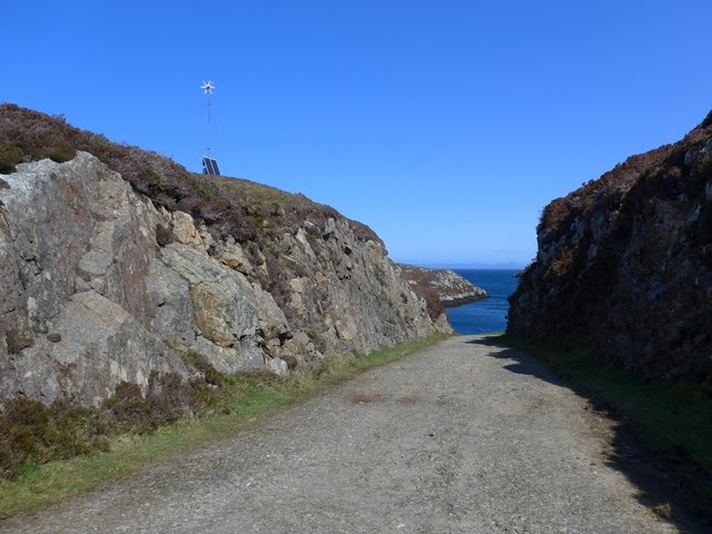 The road to Loch Sgioport