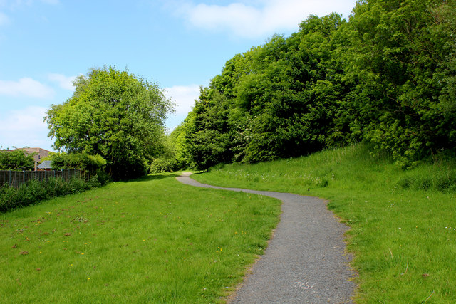 Path beside Springwood Road