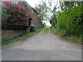 Footpath adjacent to house in School Lane