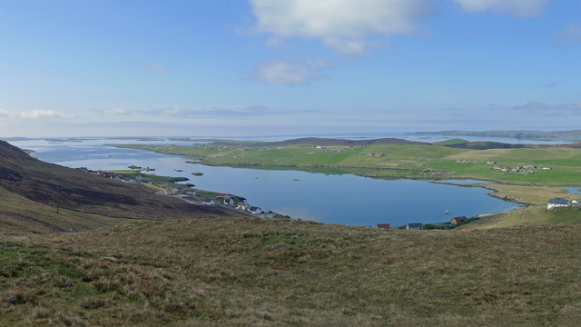 Whiteness Voe © Julian Paren cc-by-sa/2.0 :: Geograph Britain and Ireland