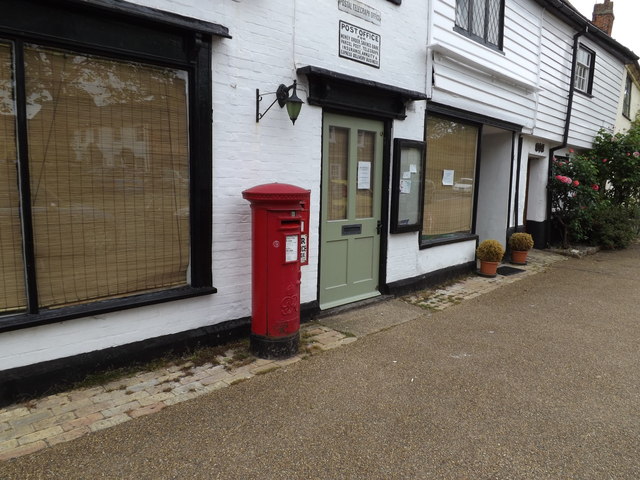 Post Office George V Postbox