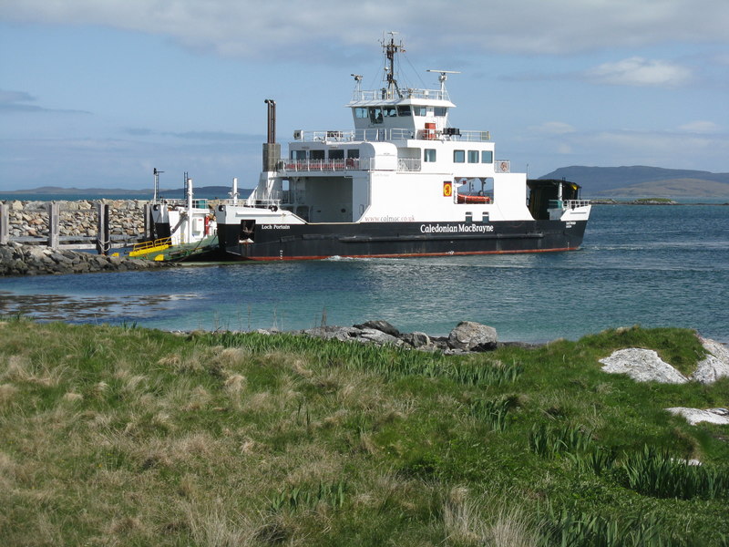 CalMac's 'Loch Portain' at Borve/Borgh © M J Richardson cc-by-sa/2.0 ...