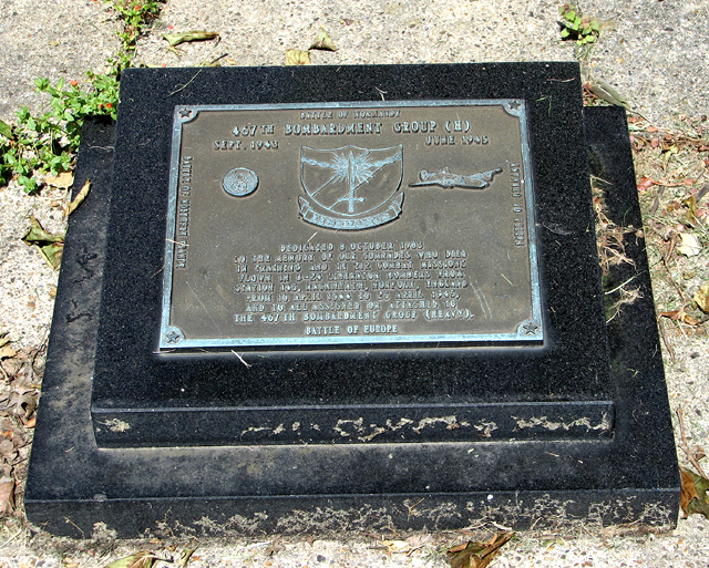 467th Bomb Group memorial plaque © Evelyn Simak cc-by-sa/2.0 ...