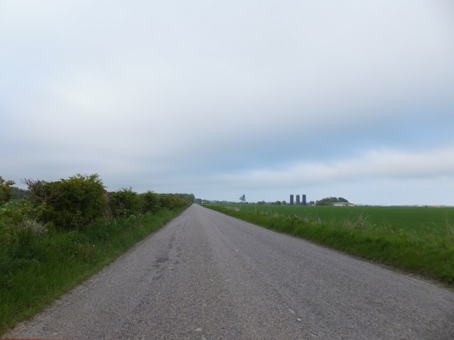 Long straight on the road to Fearn