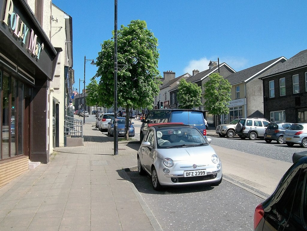 Main Street, Markethill © Eric Jones Cc-by-sa 2.0 :: Geograph Ireland