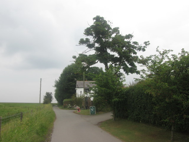 Approaching Denhall House Farm
