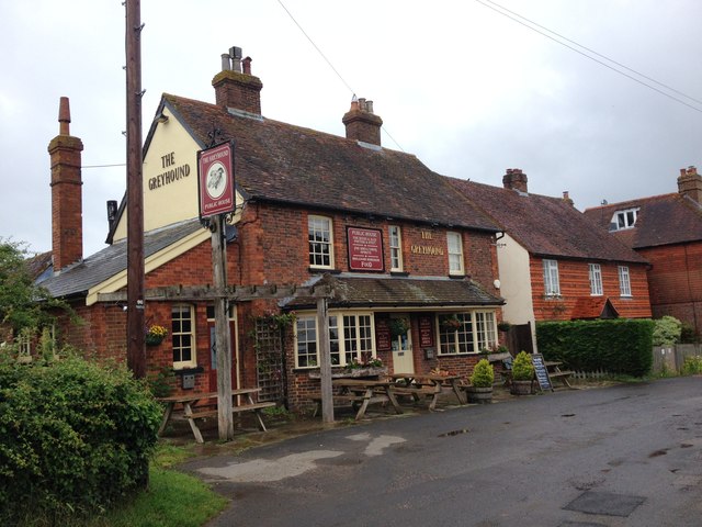 The Greyhound, Charcott © Chris Whippet cc-by-sa/2.0 :: Geograph ...