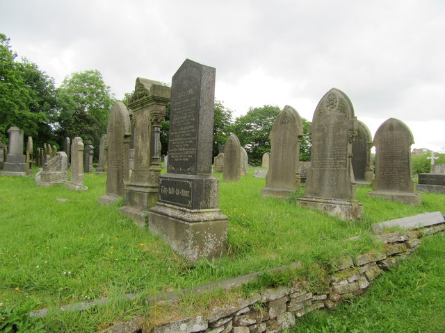 Graveyard at Lumb Baptist Church