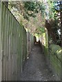 Footpath from Rawdon Road to West End Grove