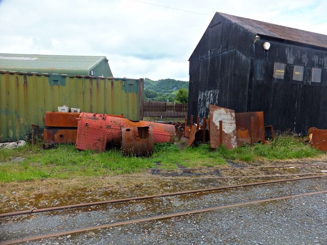 Narrow gauge locomotive artefacts