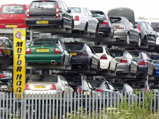 Cooper Bridge scrapyard © Steve Fareham :: Geograph Britain and Ireland