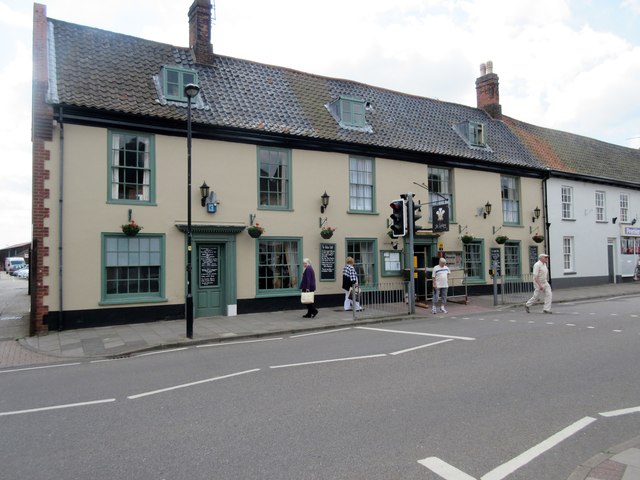 The Feathers Hotel, 6 Market Place, NR25... © Peter Holmes cc-by-sa/2.0 ...