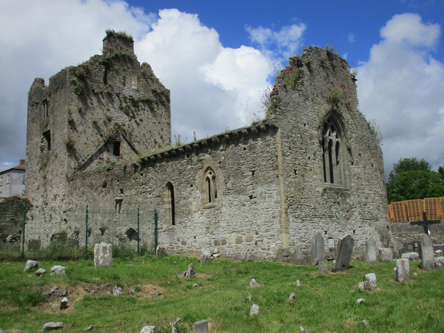 Choir and tower, Cahir Priory © Jonathan Thacker :: Geograph Ireland