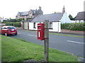 Elizabeth II postbox on Castle Street, Norham