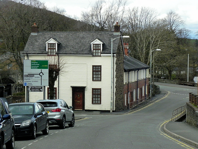 Llanidloes, Long Bridge Street