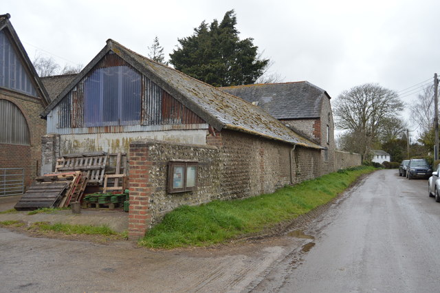 Barns, Iford © N Chadwick :: Geograph Britain and Ireland