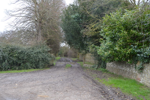 To Iford Manor © N Chadwick cc-by-sa/2.0 :: Geograph Britain and Ireland