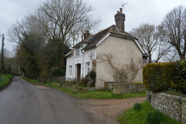 Cottage on the edge of Iford