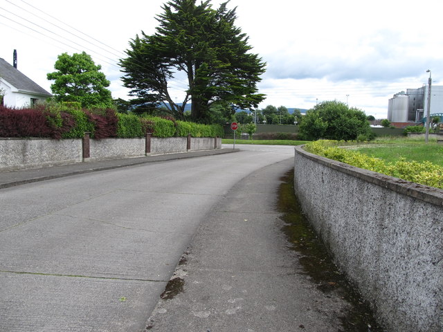View along Annaverna Drive towards the junction with Ard Easmuinn Road