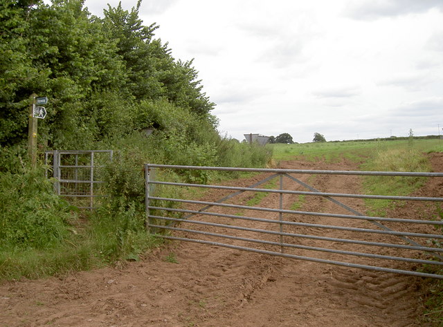 A short-cut to Sandy Lane