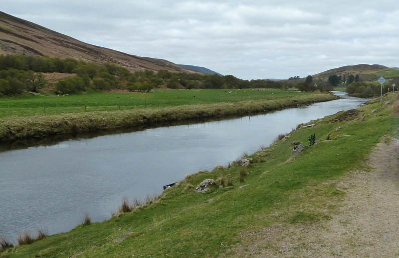 River Helmsdale © Peter Bond cc-by-sa/2.0 :: Geograph Britain and Ireland